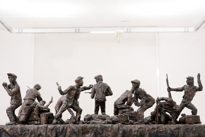 The Insurrection 2 August 1943, Bronze