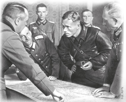 A conference of Soviet and German officers in September 1939