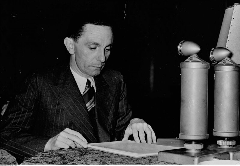 Goebbels giving a radio speech to the nation in December 1939