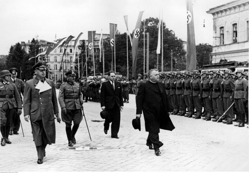 1940: Slovak President Josef Tiso reviewing German troops in Salzburg
