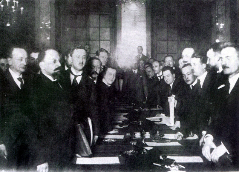 Bitter peace. The 1921 Treaty of Riga.
