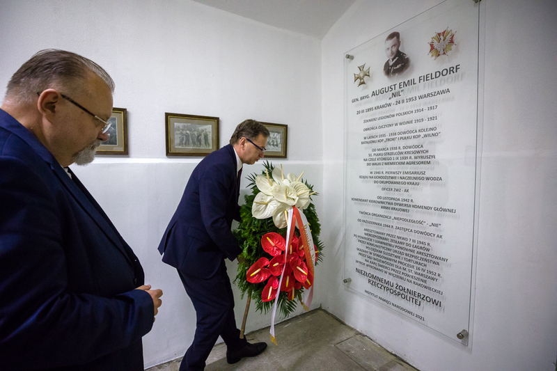 The unveiling of a plaque commemorating General August Emil Fieldorf "Nil"