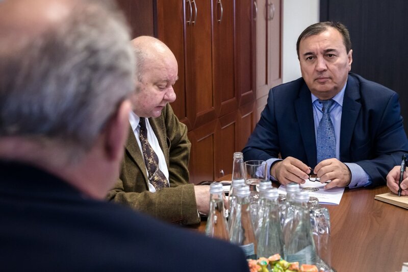 The IPN Deputy President Krzysztof Szwagrzyk meets Bakhrom Babaev, the Ambassador of Uzbekistan to Poland.