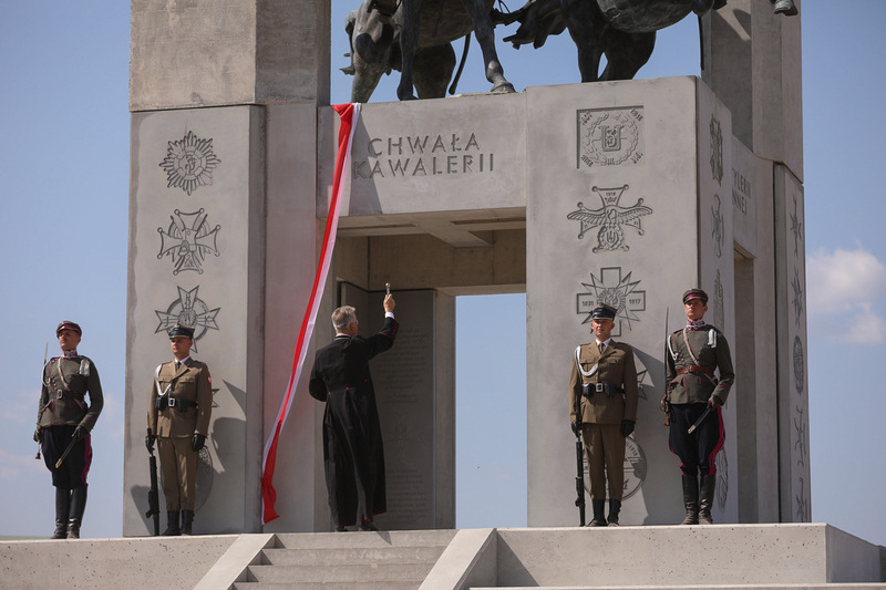 The unveiling of a monument dedicated to Polish Cavalry at the site of the Battle of Komarów