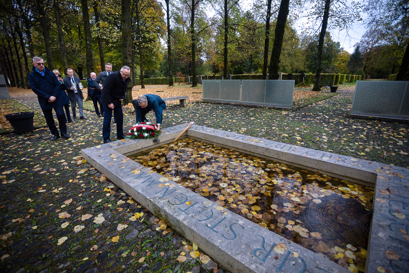Perlacher Forst Cemetery - laying of flowers in the quarters covering the mass graves of Poles, victims of Dachau - October 15, 2022. photo Slawek Kasper (IPN)