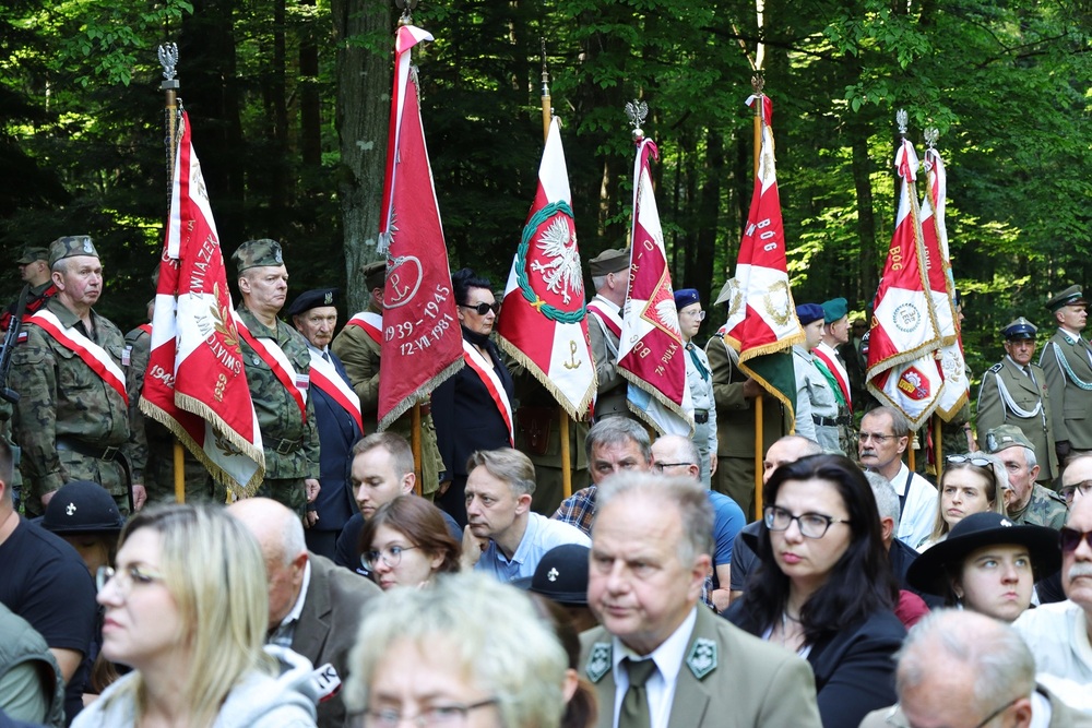 Wykus 2025 – uroczystości upamiętniające świętokrzyskich partyzantów. Fot. Dariusz Skrzyniarz (IPN Kielce)