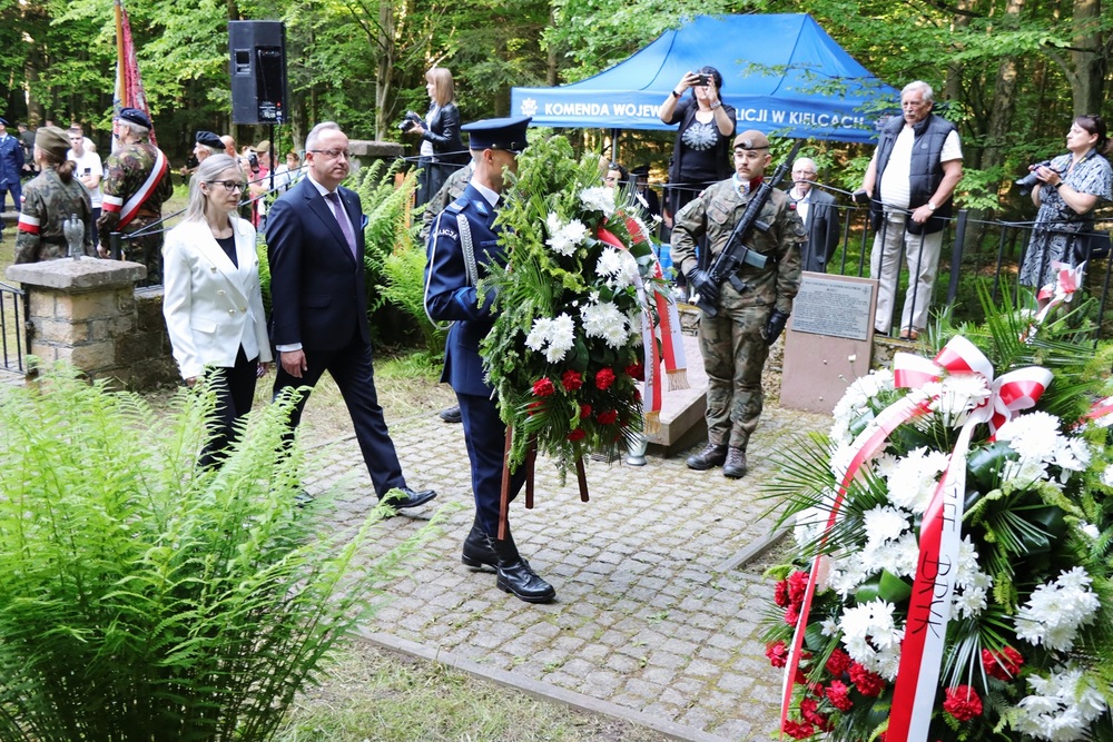 Wykus 2025 – uroczystości upamiętniające świętokrzyskich partyzantów. Fot. Dariusz Skrzyniarz (IPN Kielce)