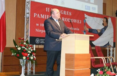 List prezesa IPN dr. Jarosława Szarka skierowany do uczestników uroczystości odczytał dr hab. Piotr Kardela