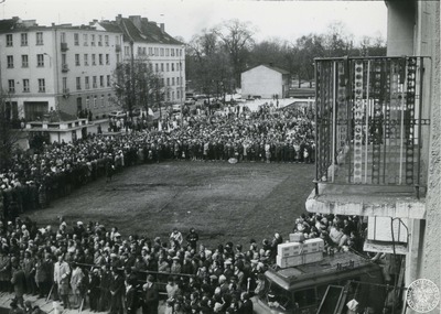 Fotografie z uroczystości 3 maja 1981 r. w Elblągu