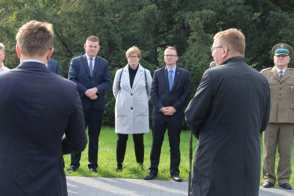 Wernisaż najnowszej wystawy IPN Gdańsk „Zasłużyć na krzyż: albo Virtuti, albo drewniany. Obrona Wybrzeża 1939” – Gdynia, 28 września 2021