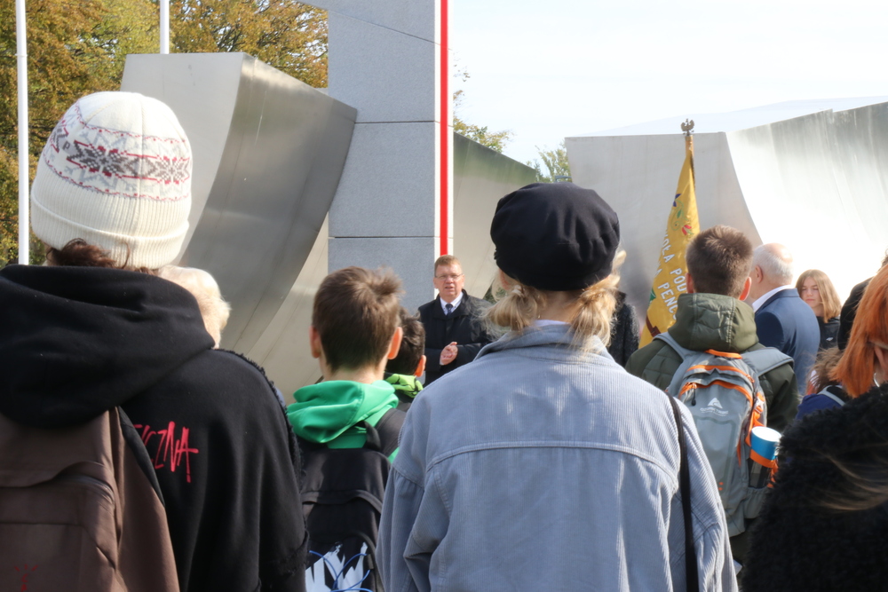 Wernisaż najnowszej wystawy IPN Gdańsk „Zasłużyć na krzyż: albo Virtuti, albo drewniany. Obrona Wybrzeża 1939” – Gdynia, 28 września 2021