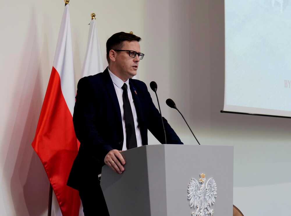 Konferencja naukowa w 40. rocznicę powołania Wojskowych Obozów Internowania