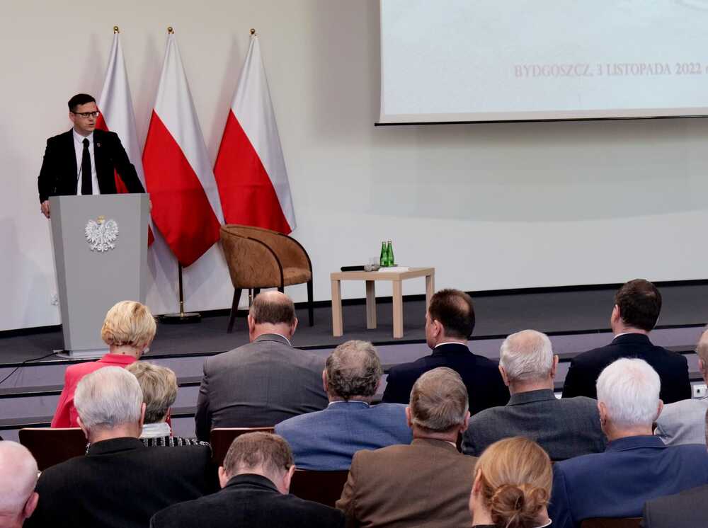 Konferencja naukowa w 40. rocznicę powołania Wojskowych Obozów Internowania