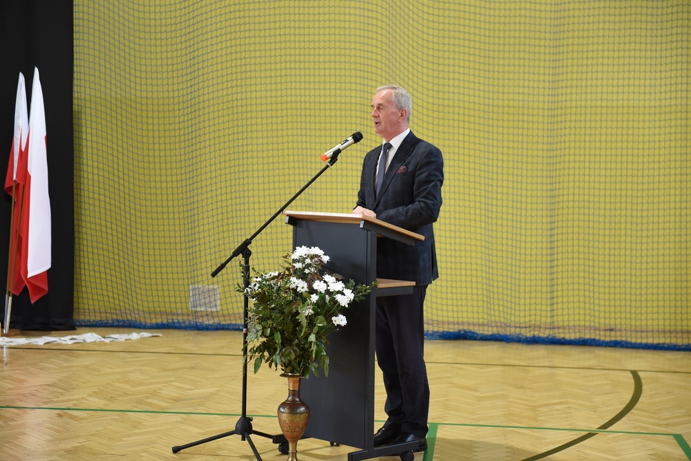 Uroczystość odsłonięcia tablicy upamiętniającej Rudolfa i Wojciecha Basików w Korbielowie. Fot. Monika Kobylańska, Krzysztof Liszka/IPN
