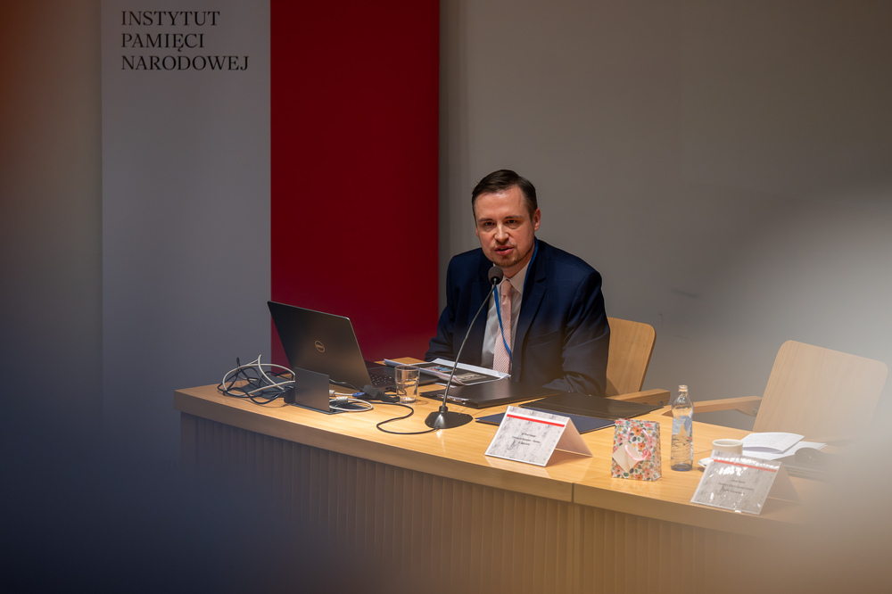 „Krajobraz powstańczy na polskich cmentarzach. Studium przypadków grobów powstańców ujętych w ewidencji grobów weteranów walk o wolność i niepodległość Polski”. Fot.: IPN Krzysztof Łojko