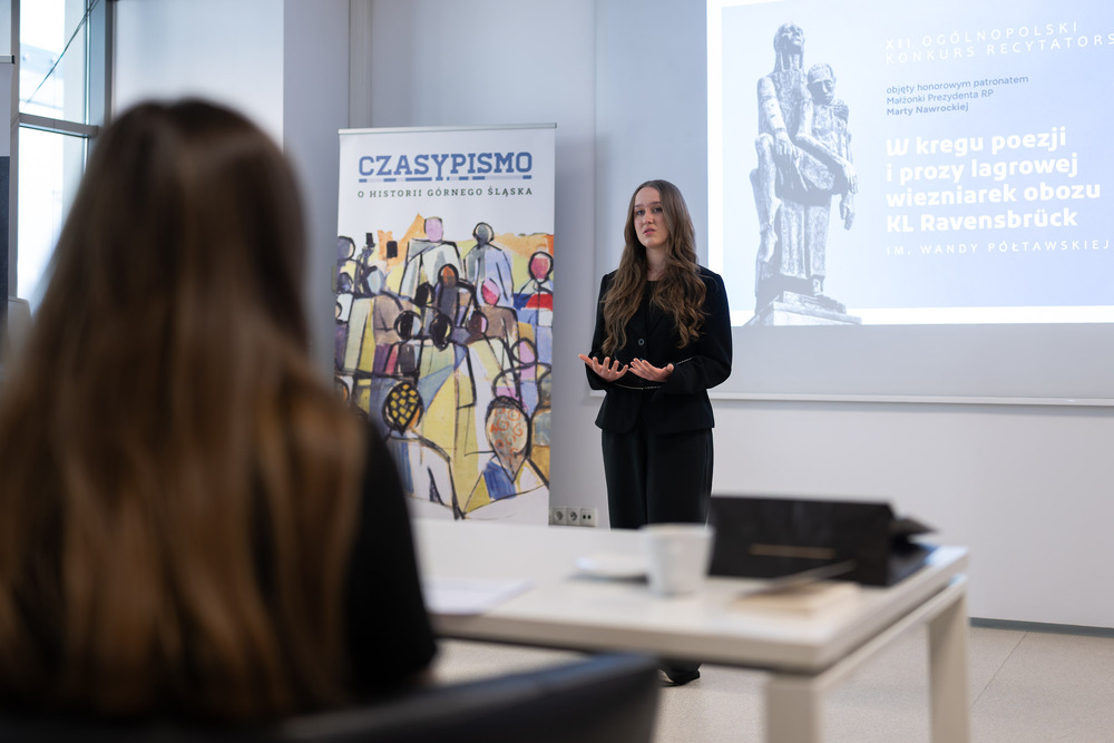 „W kręgu poezji i prozy lagrowej więźniarek KL Ravensbrück im. Wandy Półtawskiej”. Fot.: IPN Krzysztof Łojko