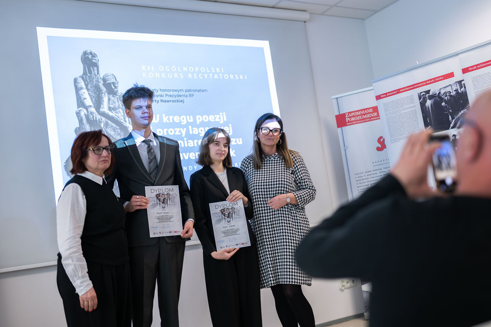 „W kręgu poezji i prozy lagrowej więźniarek KL Ravensbrück im. Wandy Półtawskiej”. Fot.: IPN Krzysztof Łojko