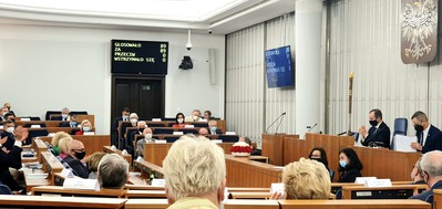 Senat Rzeczypospolitej Polskiej 12 maja 2021 r. jednogłośnie podjął uchwałę o ustanowieniu roku 2021 – rokiem powstań śląskich. Fot. A. Sznajder