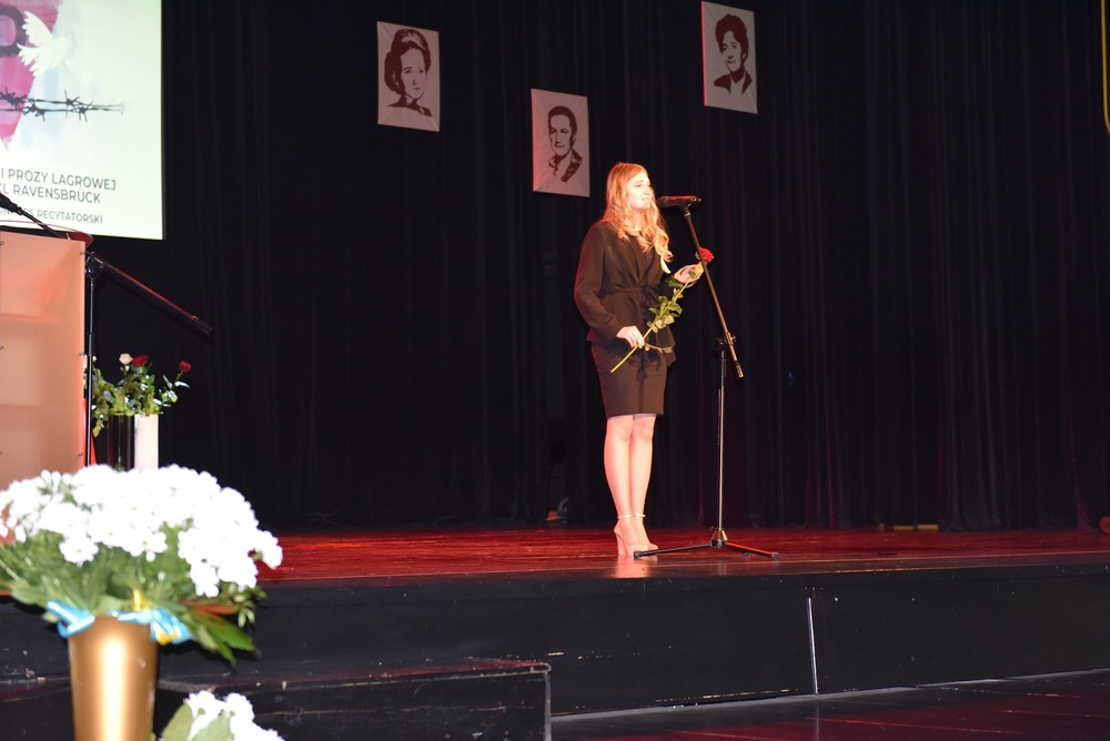 VIII edycja ogólnopolskiego konkursu recytatorskiego „W kręgu poezji i prozy lagrowej więźniarek KL Ravensbrück”. Fot. M. Kobylańska