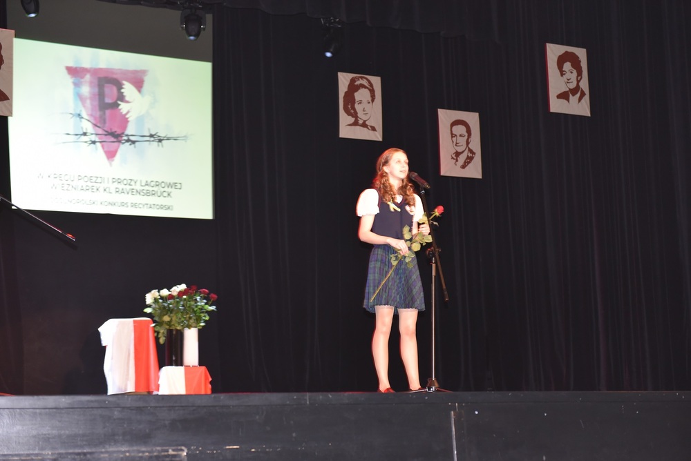 VIII edycja ogólnopolskiego konkursu recytatorskiego „W kręgu poezji i prozy lagrowej więźniarek KL Ravensbrück”. Fot. M. Kobylańska
