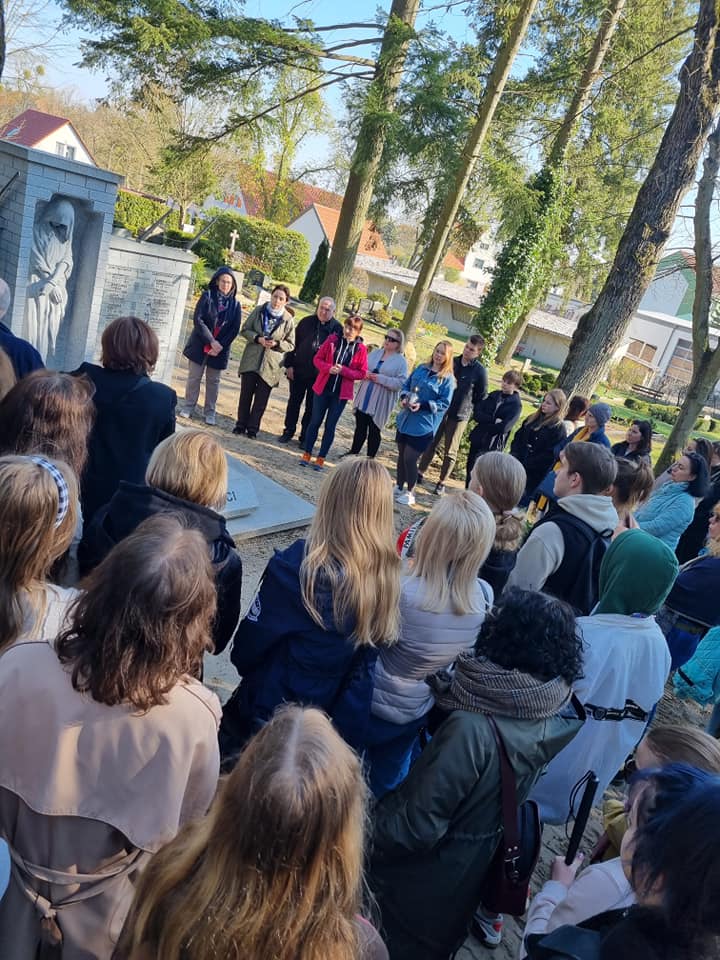 Wizyta na cmentarzu w Furstenbergu.