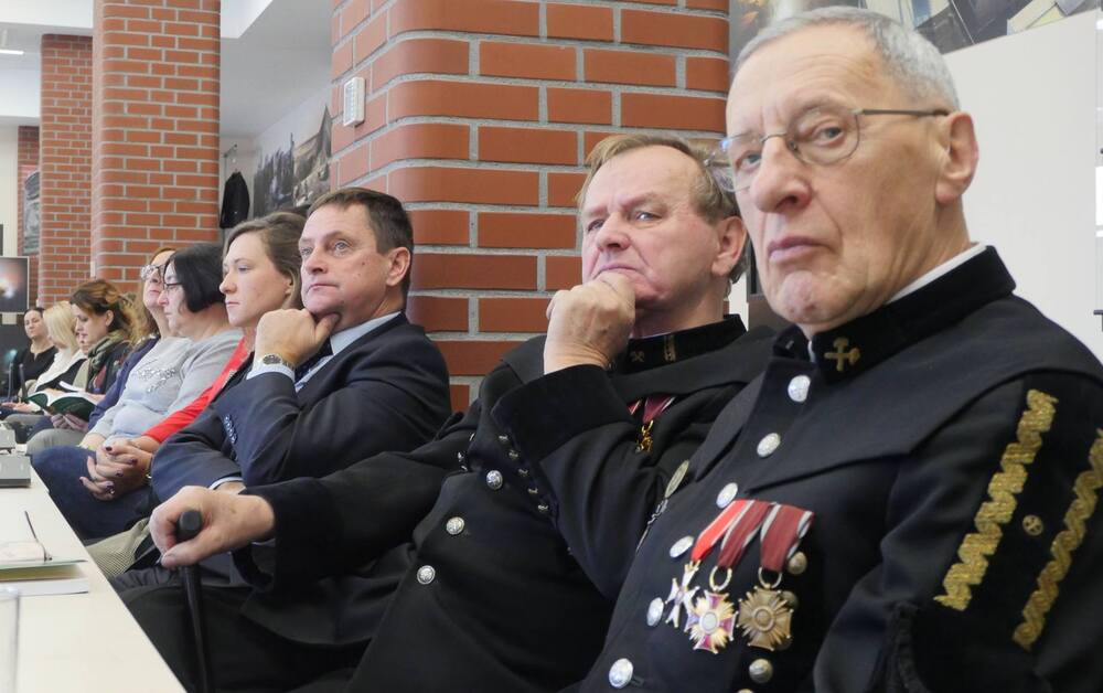 Konferencja edukacyjna dla nauczycieli „Opór społeczny mieszkańców powiatu bieruńsko-lędzińskiego w czasie stanu wojennego w 35. rocznicę strajku w KWK »Ziemowit« i w KWK »Piast«”.