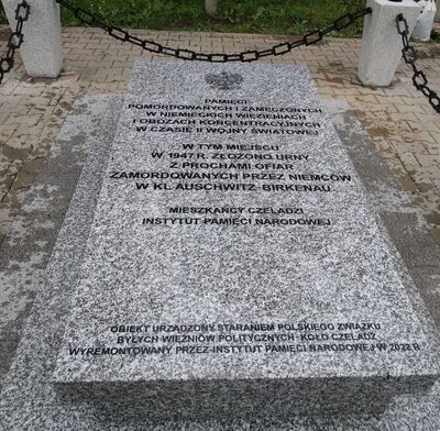 Pomnik upamiętniający pomordowanych i zamęczonych w niemieckich więzieniach i obozach koncentracyjnych w Czeladzi (po remoncie).