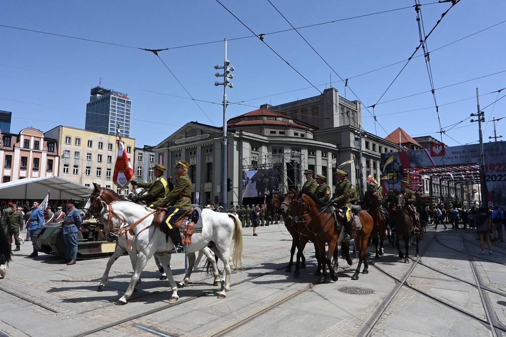 Inscenizacja wkroczenia Wojska Polskiego do Katowic. Fot. K. Liszka, M. Kobylańska/IPN