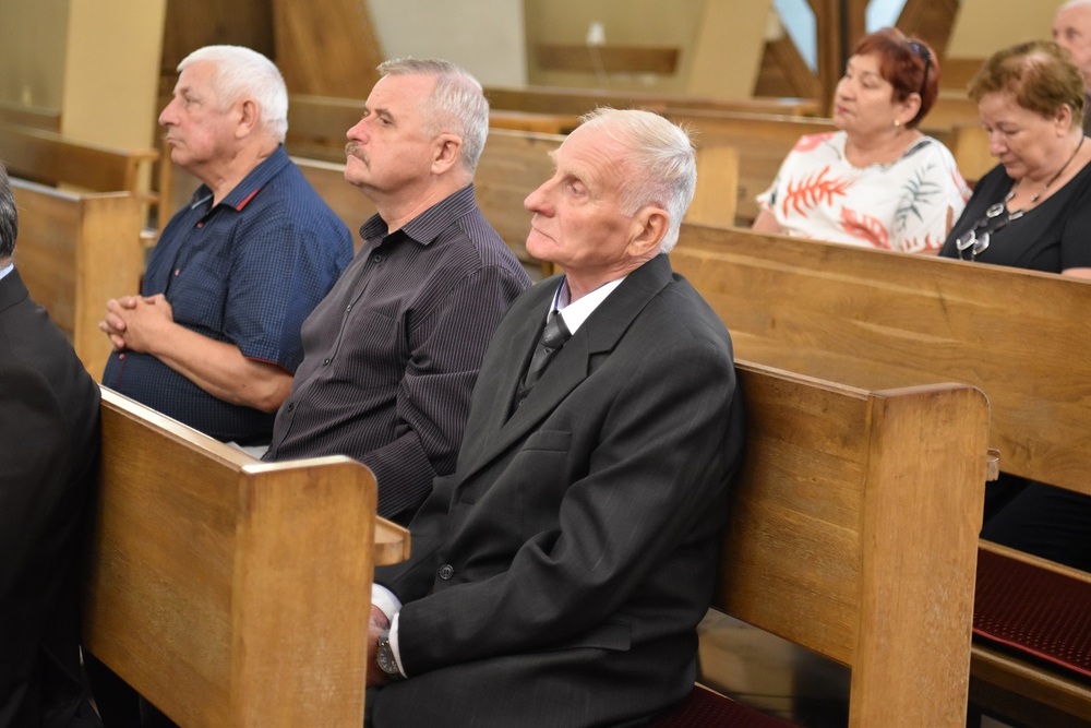 Uroczystość pogrzebowa śp. Jana Ficka, żołnierza VII Śląskiego Okręgu NSZ. Fot. Krzysztof Łojko/IPN