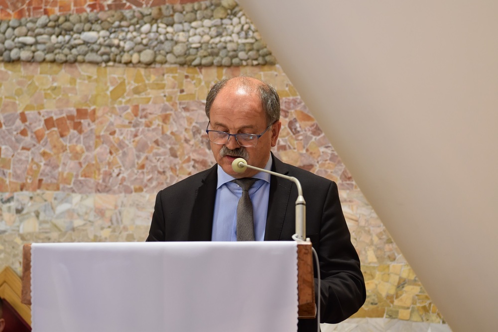 Uroczystość pogrzebowa śp. Jana Ficka, żołnierza VII Śląskiego Okręgu NSZ. Fot. Krzysztof Łojko/IPN