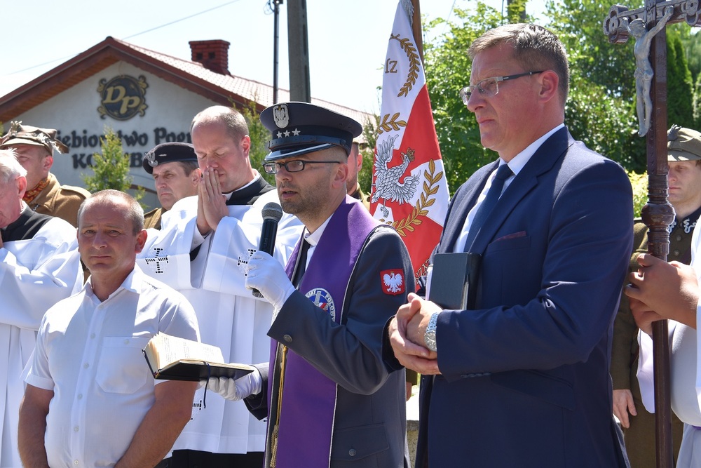 Uroczystość pogrzebowa śp. Jana Ficka, żołnierza VII Śląskiego Okręgu NSZ. Fot. Krzysztof Łojko/IPN