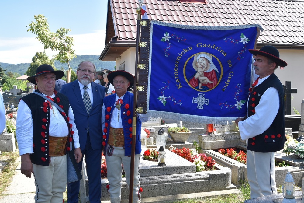 Uroczystość pogrzebowa śp. Jana Ficka, żołnierza VII Śląskiego Okręgu NSZ. Fot. Krzysztof Łojko/IPN