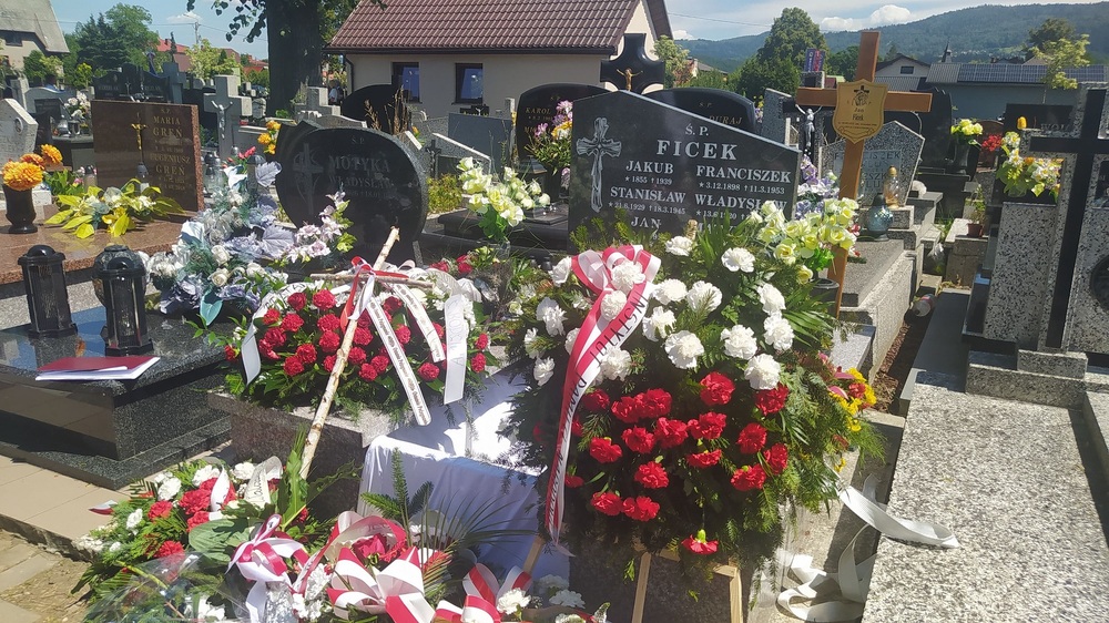 Uroczystość pogrzebowa śp. Jana Ficka, żołnierza VII Śląskiego Okręgu NSZ. Fot. Monika Kobylańska/IPN