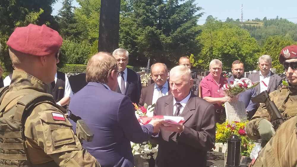 Uroczystość pogrzebowa śp. Jana Ficka, żołnierza VII Śląskiego Okręgu NSZ. Fot. Monika Kobylańska/IPN