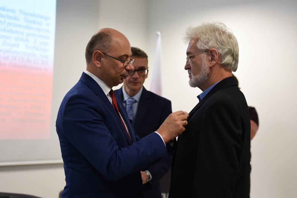 Uroczystość wręczenia Krzyży Wolności i Solidarności w Katowicach.