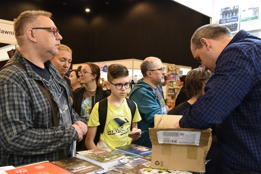 Wydawnictwo IPN na Targach Książki w Katowicach. Fot. M. Kobylańska