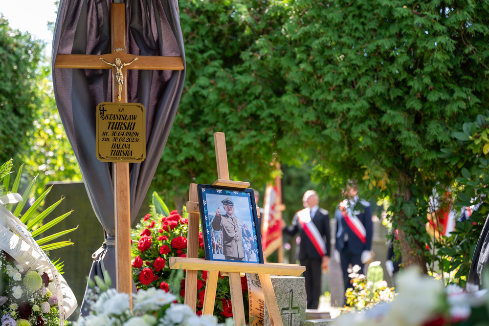 Pogrzeb mjr. Stanisława Turskiego  ps. „Czarnocki”. Fot. Krzysztof Łojko/IPN