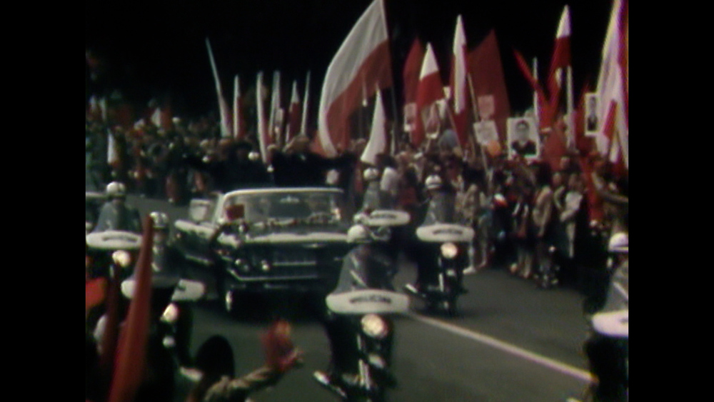 Kadry z filmu dokumentalnego „Przyjaciele czyli o rozumienia braterstwa w PRL“.