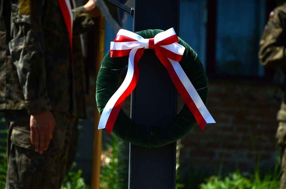 W Jabłonce odsłonięto tablicę kurierów Polskiego Państwa Podziemnego. Fot. Janusz Ślęzak (IPN)