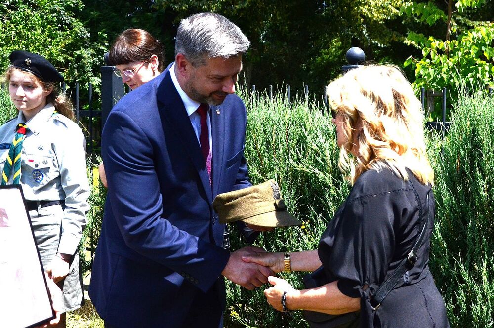 Wadowice. Uroczystości pogrzebowe Mariana Misiaka, Żołnierza Wyklętego. Fot. Janusz Ślęzak (IPN)