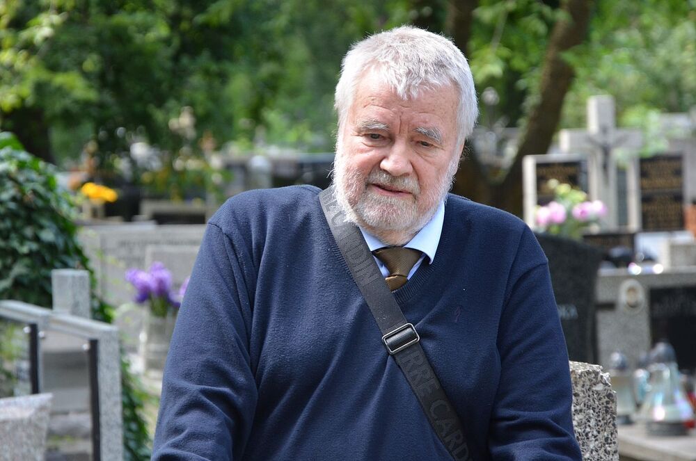 Uroczystość pobłogosławienia nowego nagrobka phm. Władysława Mitkowskiego. Fot. Janusz Ślęzak (IPN)