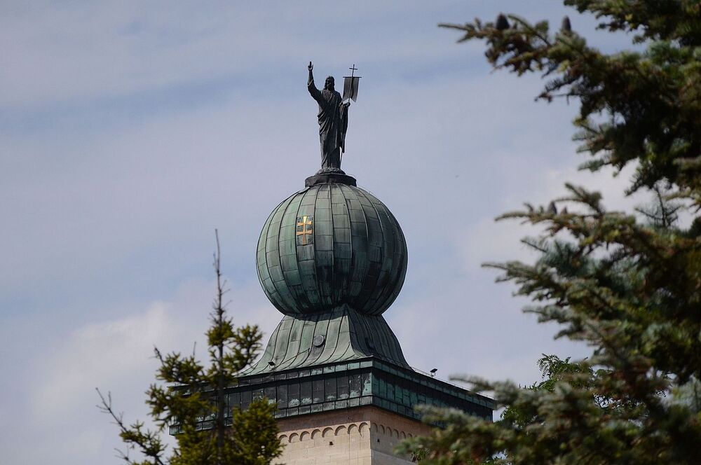 Uczestnicy Marszu Szlakiem Pierwszej Kompanii Kadrowej w Miechowie. Fot. Janusz Ślęzak (IPN)