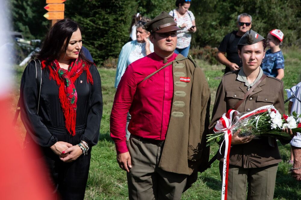 Uroczystość w hołdzie ks. Gurgaczowi i żołnierzom PPAN. Fot. Agnieszka Masłowska (IPN)