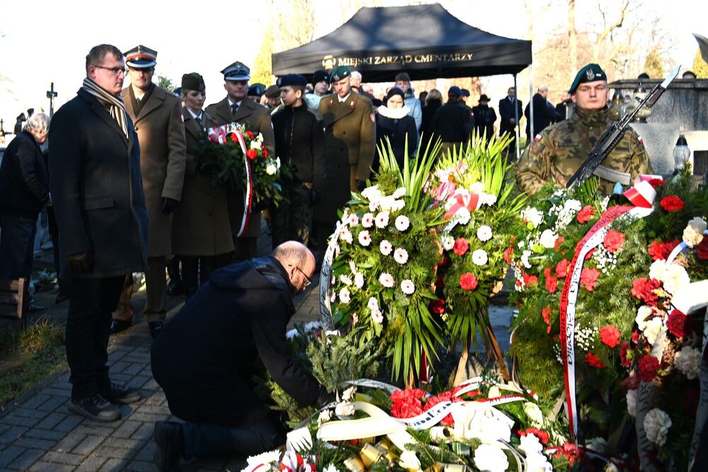 W Tarnowie pochowano gen. Zdzisława Baszaka. Fot. Janusz Ślęzak (IPN)