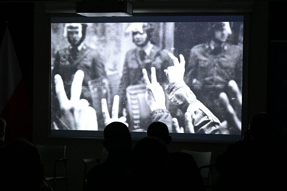 Kraków. Pokaz filmu oraz dyskusja o idei Krzyża Wolności i Solidarności. Fot. Janusz Ślęzak (IPN)