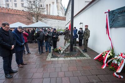 Odsłonięcie tablicy upamiętniającej ofiary operacji polskiej NKWD – Kraków, 8 stycznia 2018. Fot. Sławomir Kasper #27