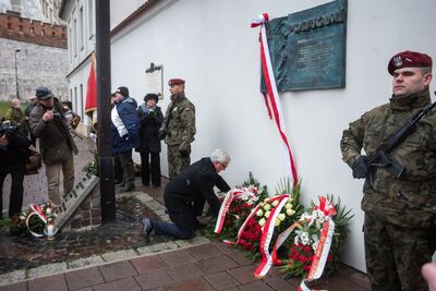 Odsłonięcie tablicy upamiętniającej ofiary operacji polskiej NKWD – Kraków, 8 stycznia 2018. Fot. Sławomir Kasper #28