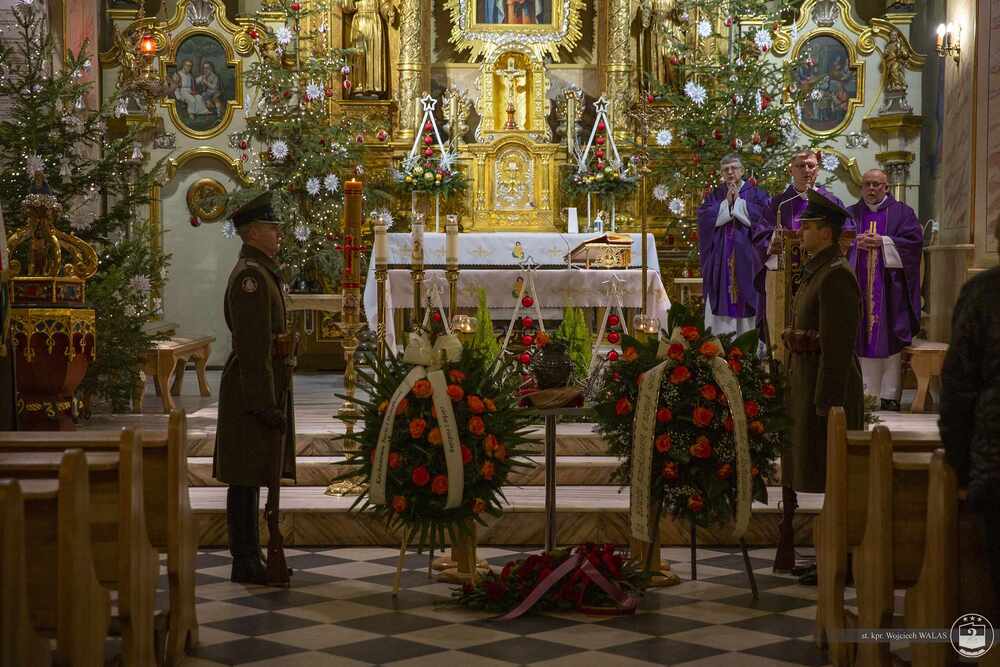 Pogrzeb Andrzeja Urbańca ps. „Grzechotnik”. Fot. 2 Korpus Polski