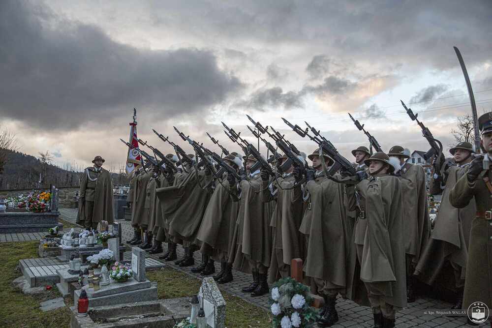 Pogrzeb Andrzeja Urbańca ps. „Grzechotnik”. Fot. 2 Korpus Polski