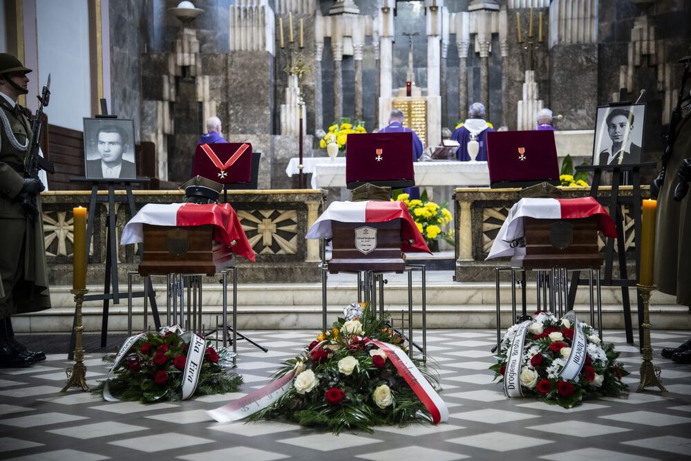 Uroczystości pogrzebowe trzech Żołnierzy Wyklętych w Krakowie. Fot. Agnieszka Masłowska (IPN)